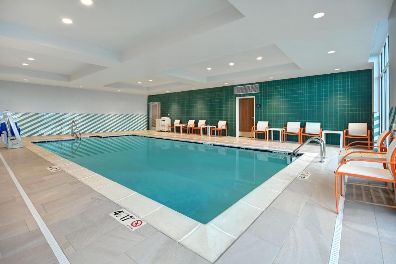 Holiday Inn - Erie By Ihg Экстерьер фото