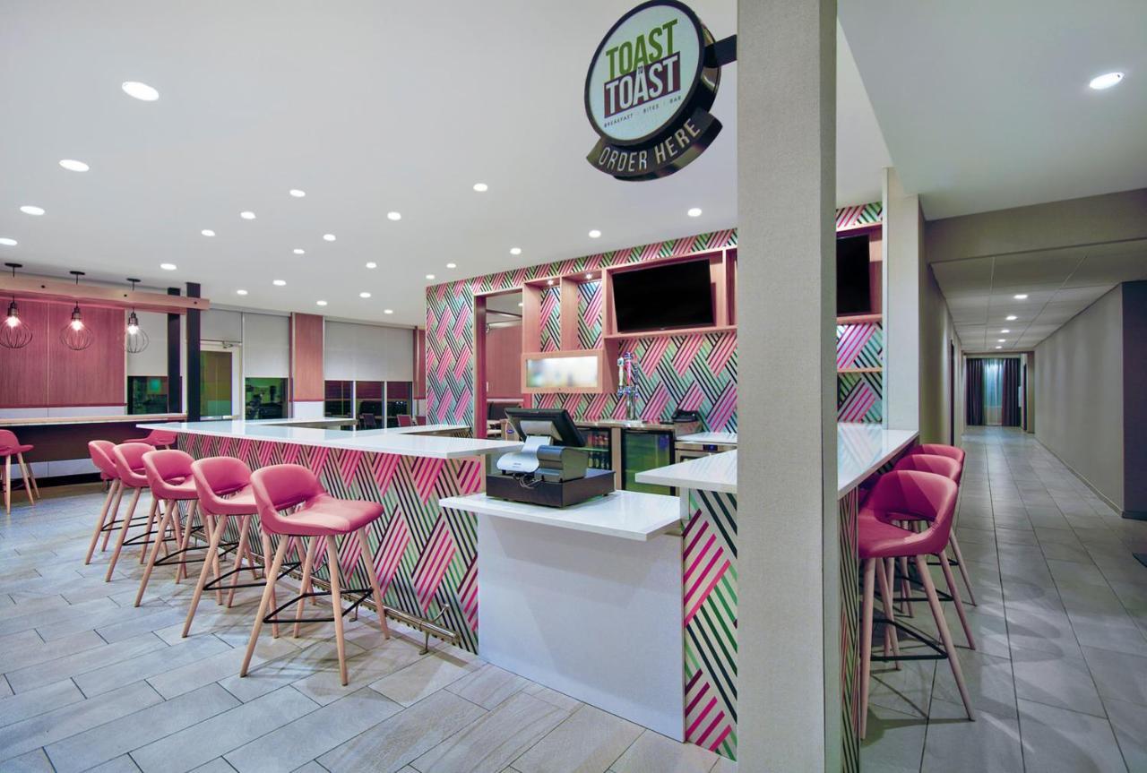 Holiday Inn - Erie By Ihg Экстерьер фото